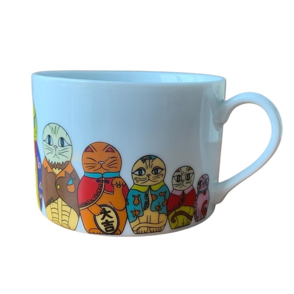 A Loja Do Gato Preto / Gatrioskas by Marina Reis Ramos Cup